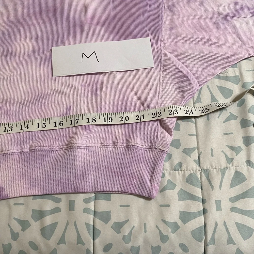 NWOT- WOMEN'S LONG SLEEVE TIE DYE LOOSE FIT TOP LAVENDER COLOR - Picture 4 of 8